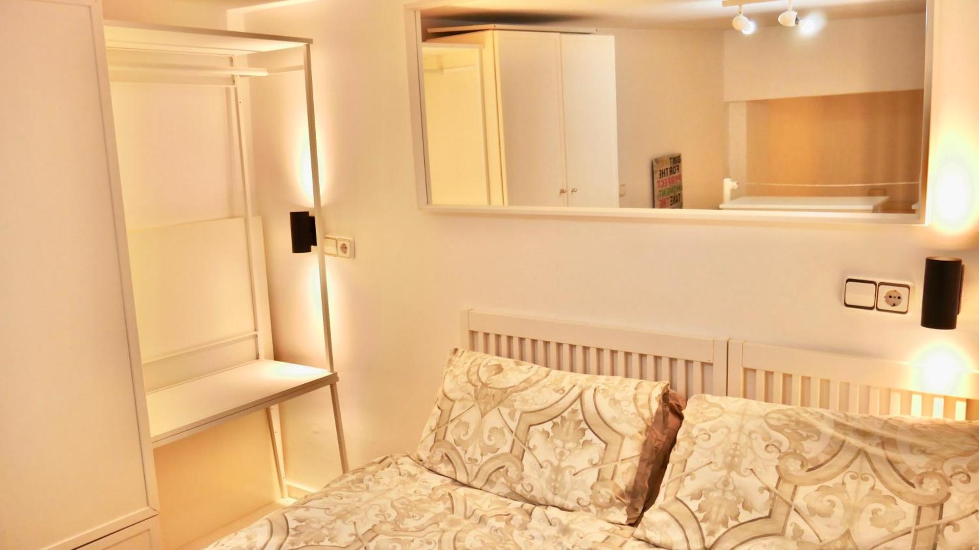 Duplex La Latina Centro Madrid Apartment Exterior photo