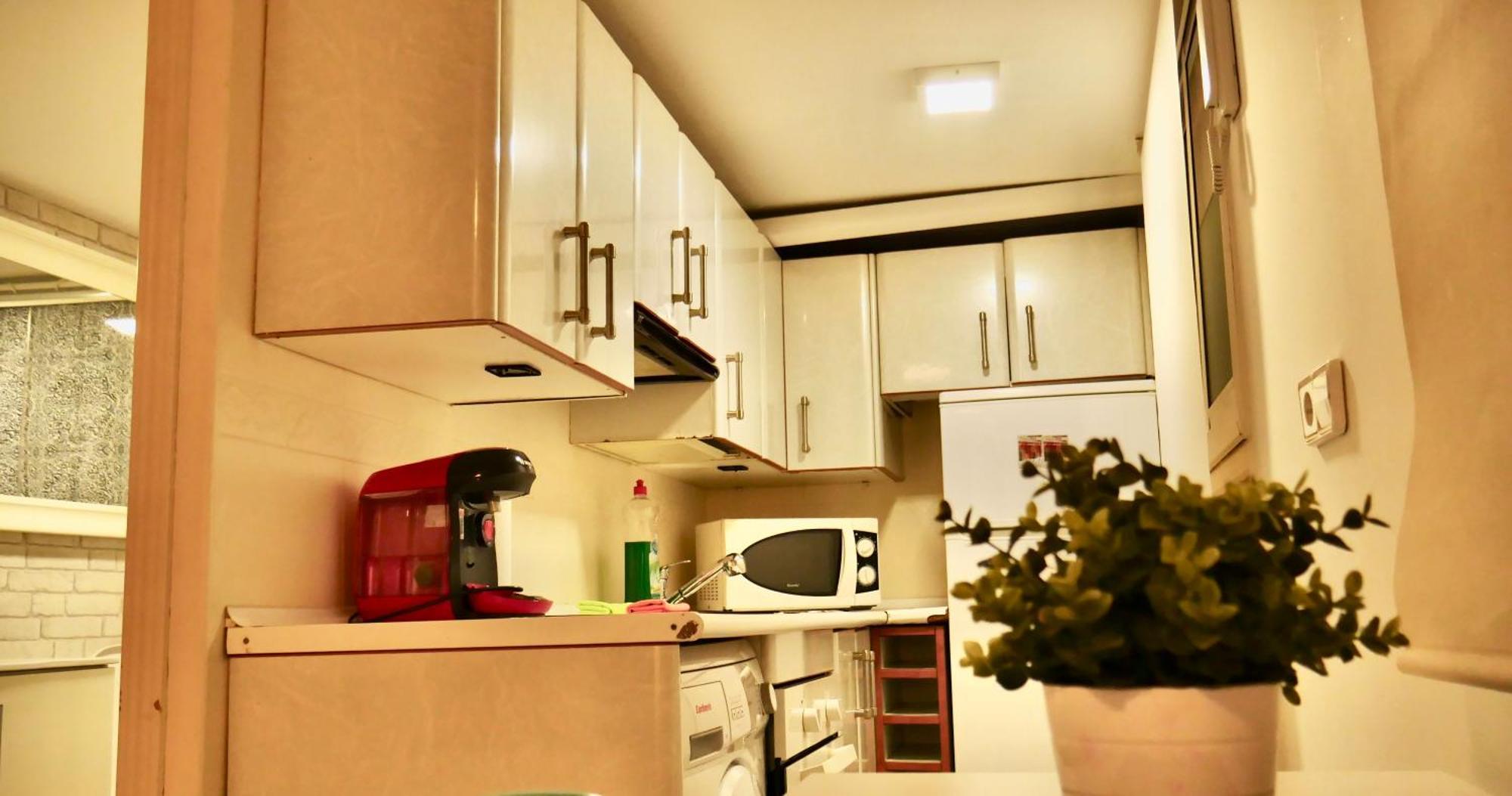 Duplex La Latina Centro Madrid Apartment Exterior photo